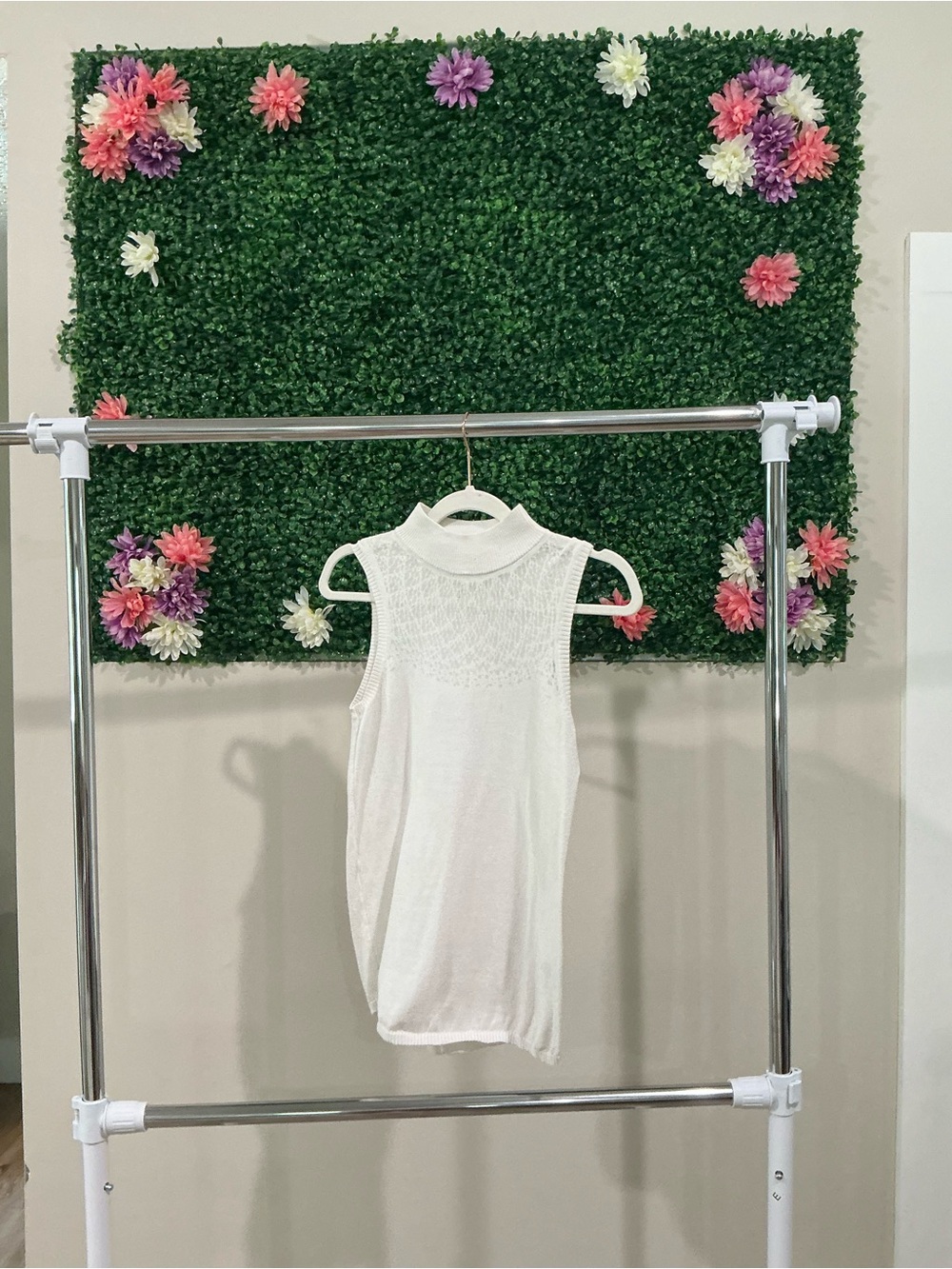 Sleeveless Mock Neck Knit Top in White